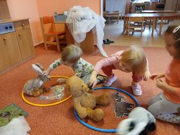 Mrazíci a zvířátka v zimním lese