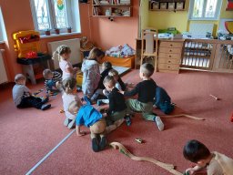 Ptáčci poslové jara