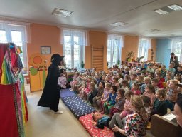 DIVADLO KOLOBĚŽKA - BAREVNÁ POHÁDKA