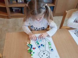 JARO U NÁS NA DVOREČKU