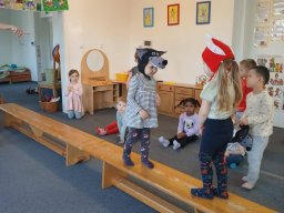 BŘEZEN MĚSÍC KNIHY