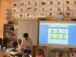 Návštěva první třídy v ZŠ náměstí Míru