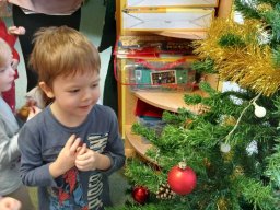 PAMPELIŠKA - LISTOPAD