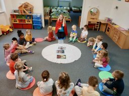 LISTOPAD VE SLUNÍČKU