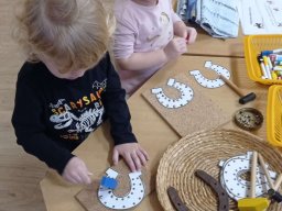 LISTOPAD U LIŠTIČEK